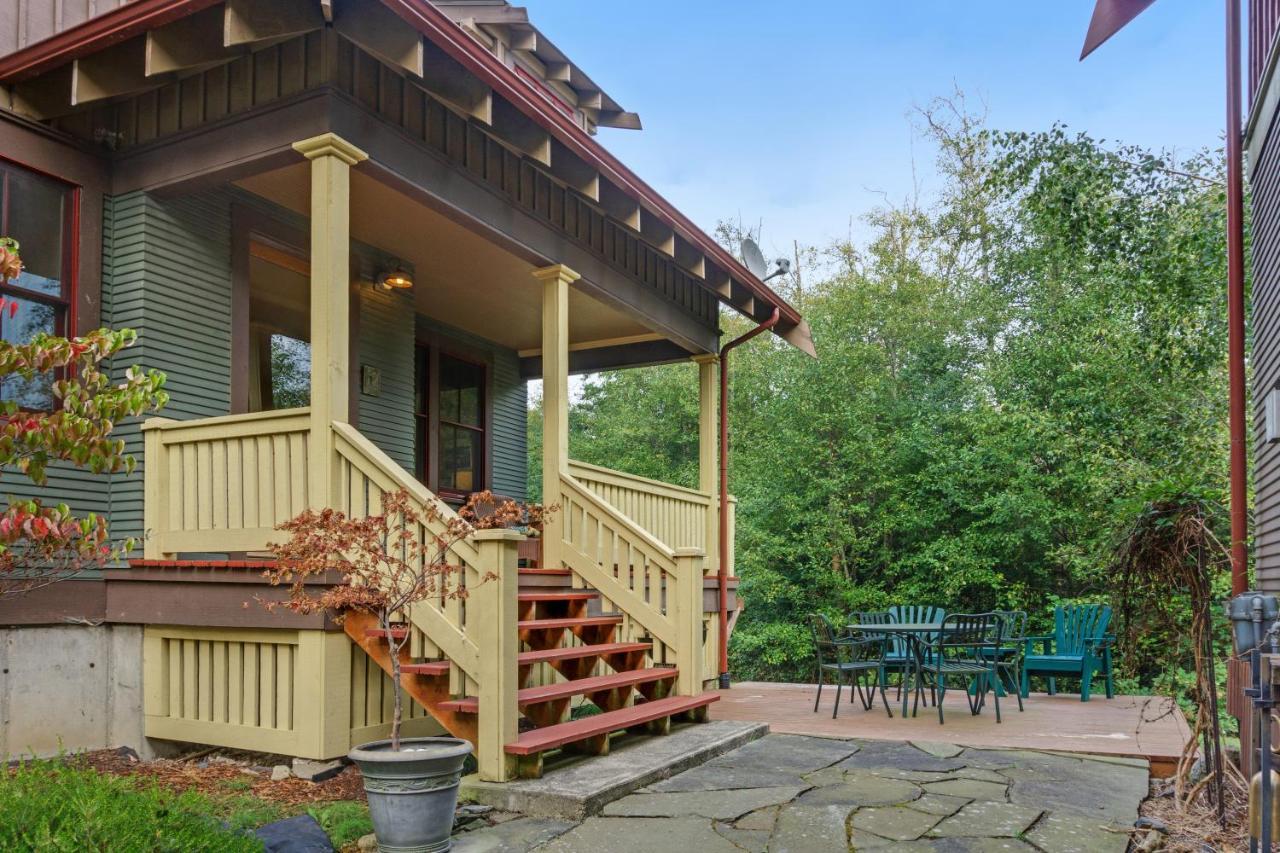 3 Bed 3 Bath Vacation In * Eastsound